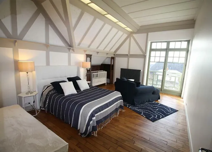 - Les Roches Grises - Luxuseuse Face Mer Avec Et Jardin Panoramique Guest house *